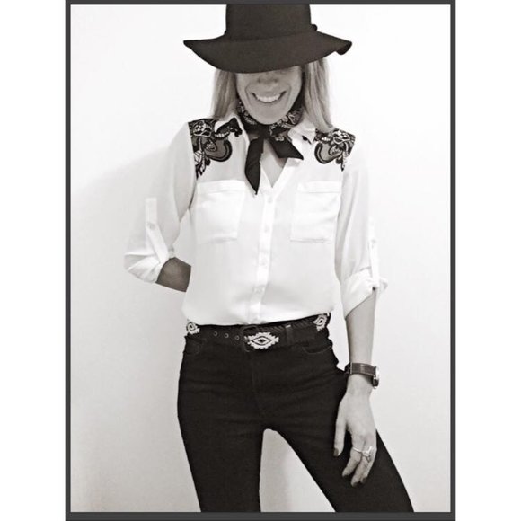 Meet your rad Posher, Sarah - Picture 11 of 11